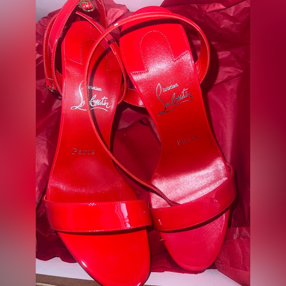 Christian Louboutin Lipgloss Queen 100 Heels